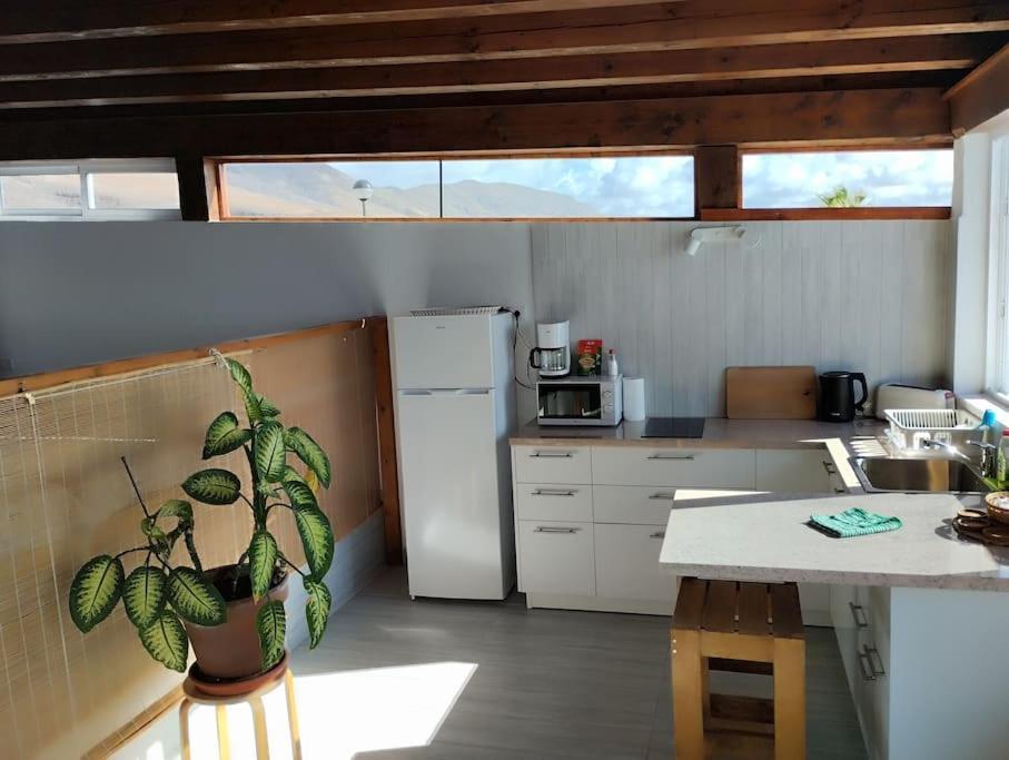 360 View To Ocean And Cliffs Apartment Фамара Екстериор снимка
