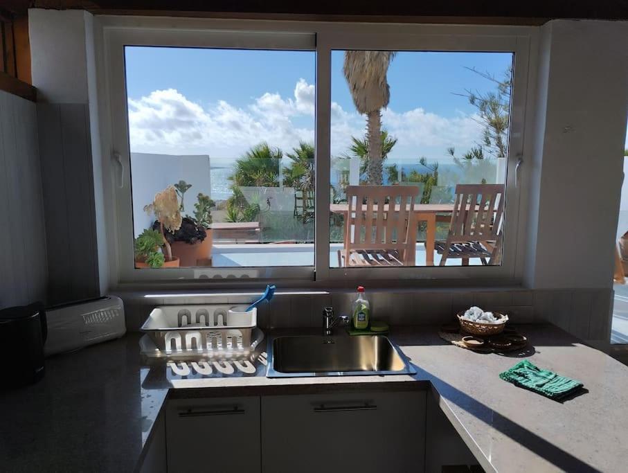 360 View To Ocean And Cliffs Apartment Фамара Екстериор снимка